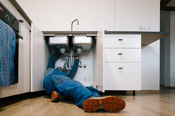 Professional Plumbing technician working in Winona, TX